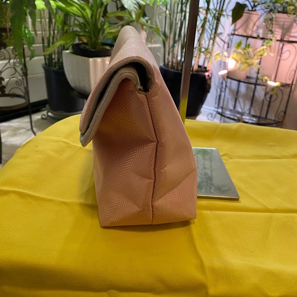 RALPH LAUREN PINK CHEVRON CLUTCH - Picture 6 of 6